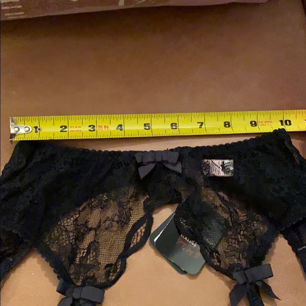 Agent Provocateur suspender - Picture 7 of 9